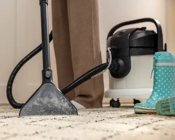 KARCHER SE 4 Plus usisivač za dubinsko pranje