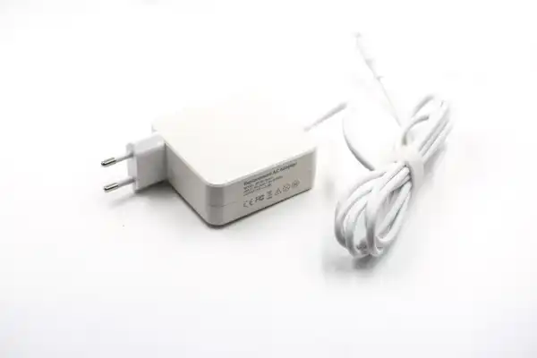 NB ADAPTER XRT 65W 20V 3.25A XRT65-TYPE-C